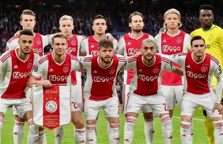 里程碑夜勒沃库森篮板制胜，荷甲今晚刷纪录，底气十足，阵容厚度经受考验的简单介绍-LOL官网